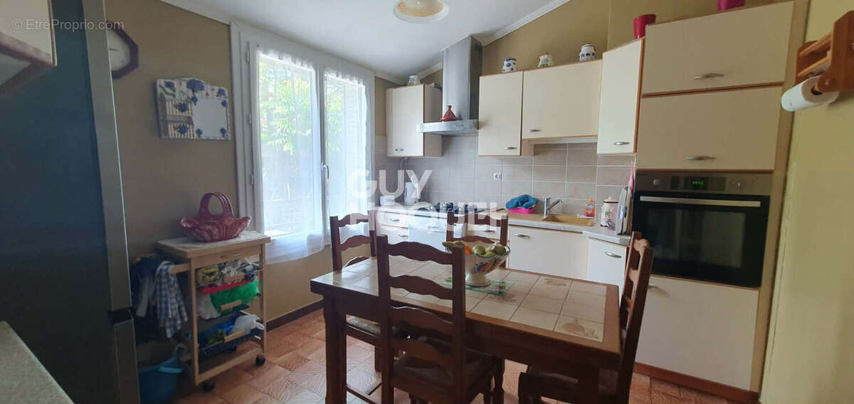 Maison à AUBENAS