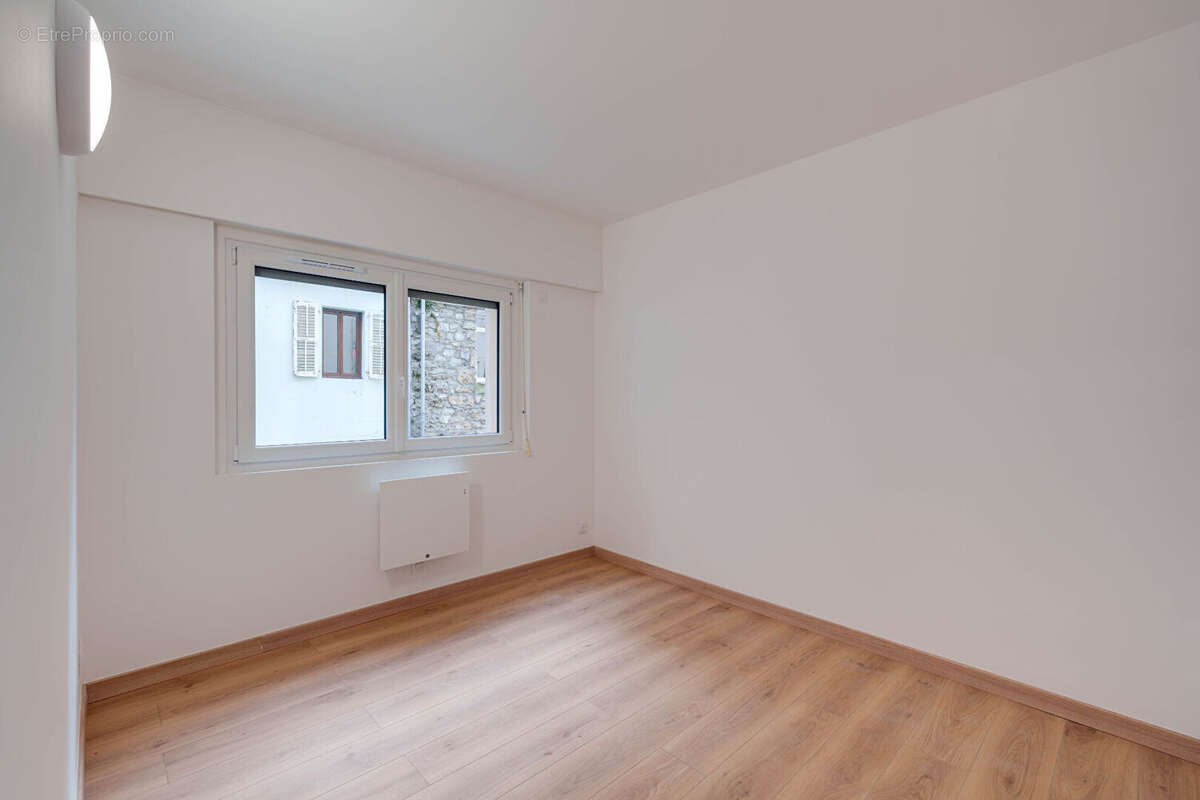 Appartement à EVIAN-LES-BAINS