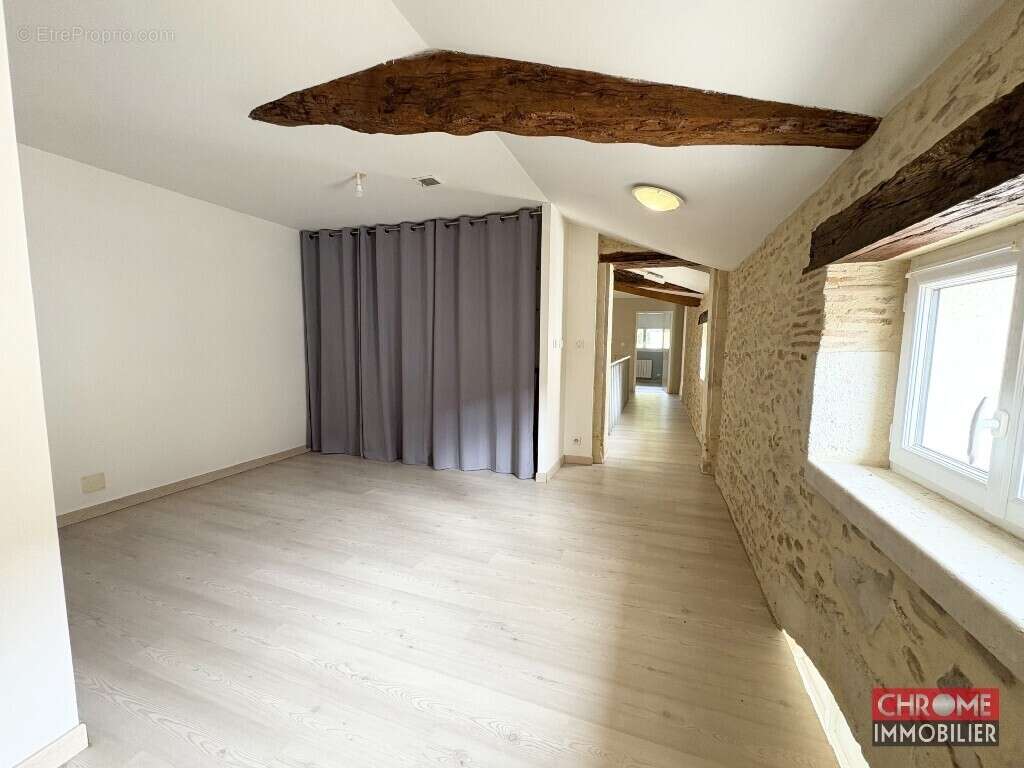 Maison à CASTELJALOUX