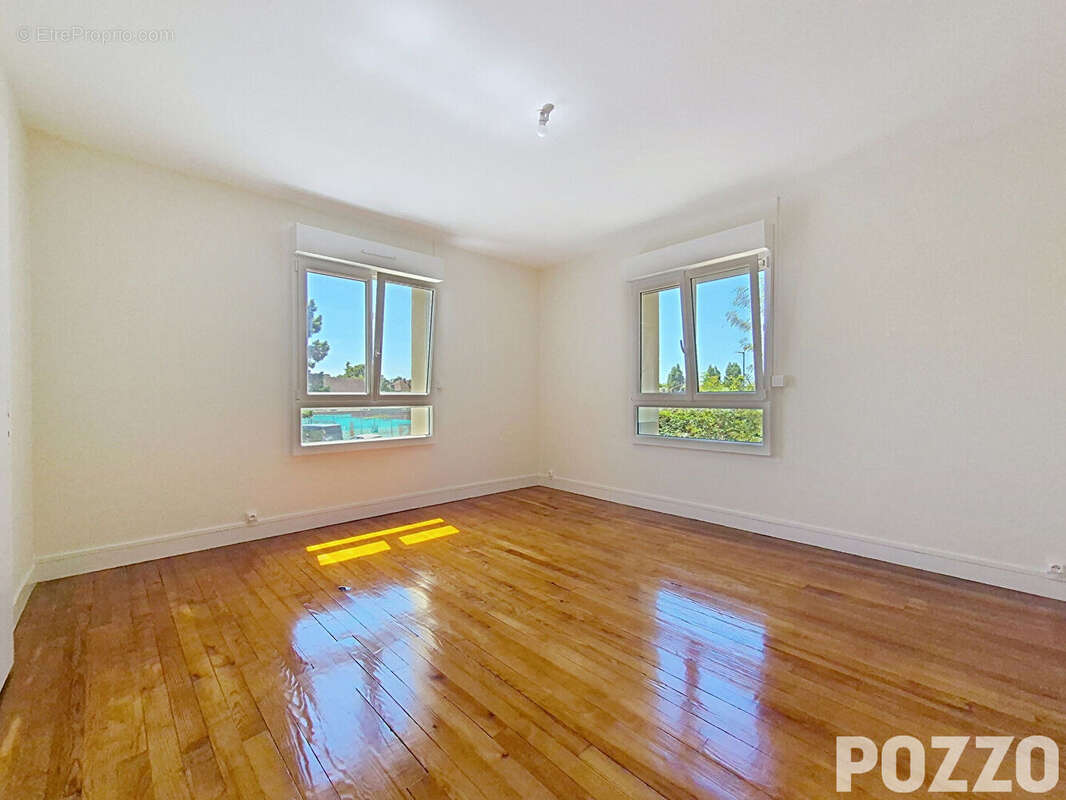Appartement à COURSEULLES-SUR-MER
