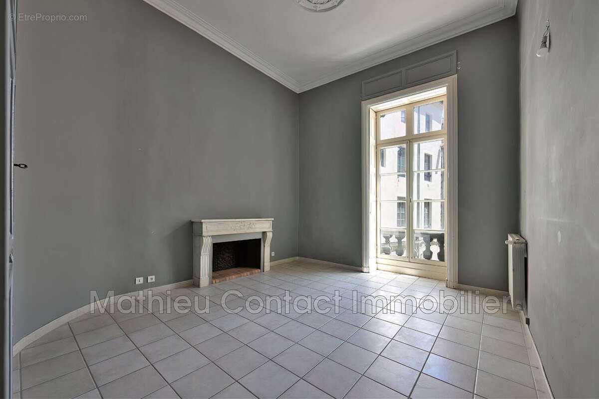 Appartement à NIMES