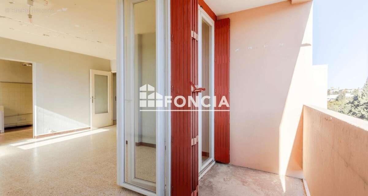 Appartement à SALON-DE-PROVENCE