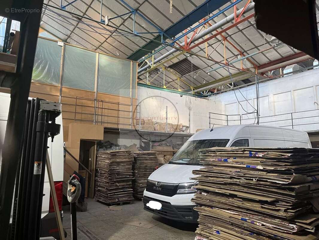 Commerce à MONTREUIL