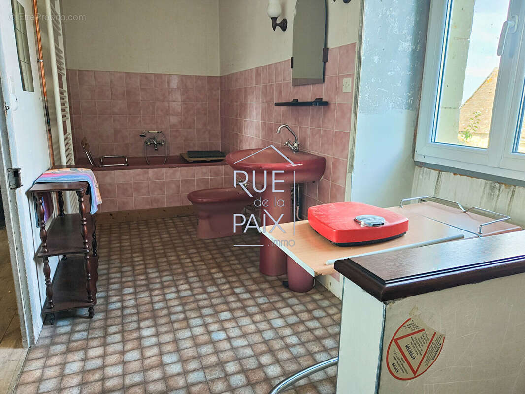 Maison à MONTHOIRON