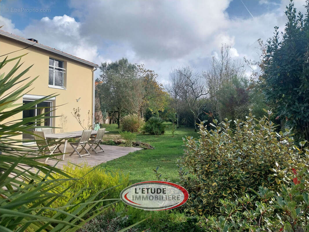 Photo 2 - Maison à SAINTE-PAZANNE