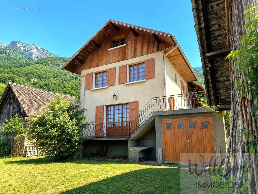 Maison à AIGUEBELLE