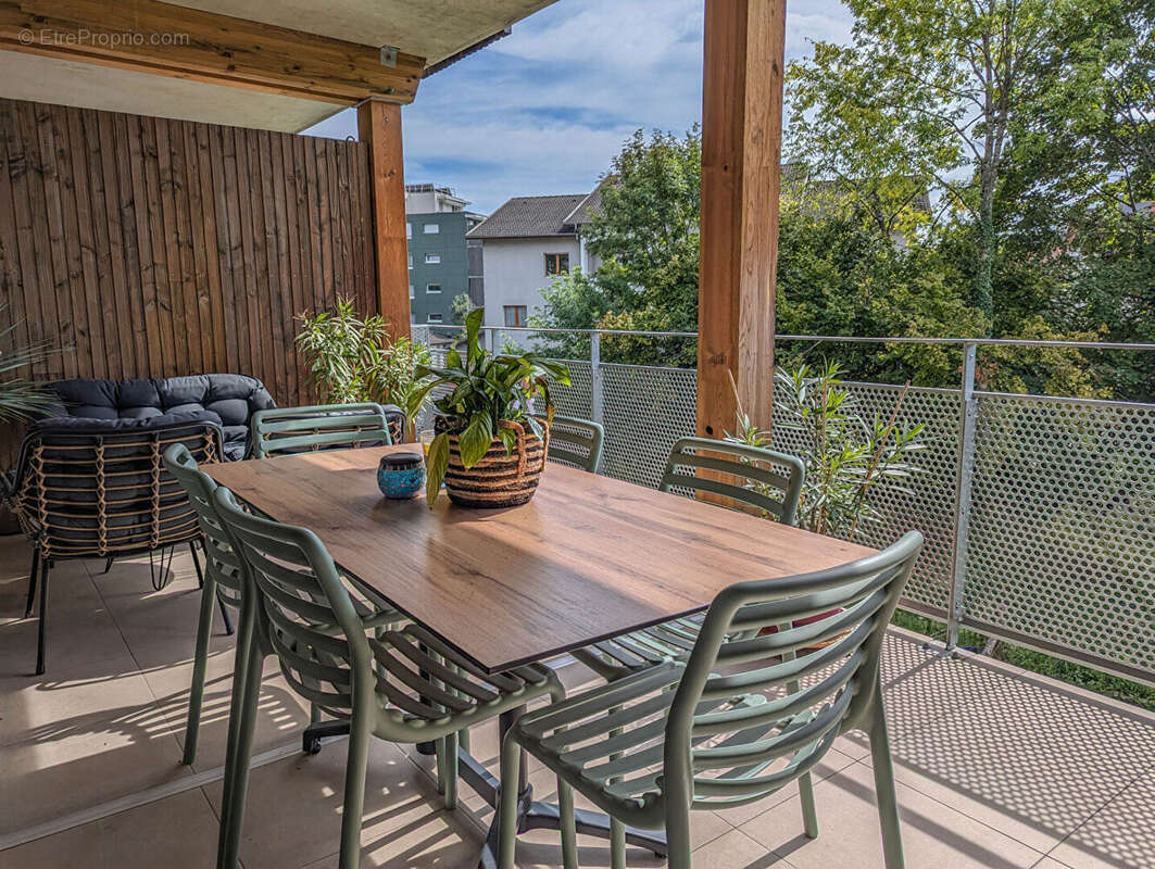 Appartement à BASSENS