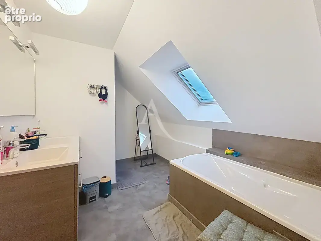 Maison Chemaze 5 pièce(s) 115 m2 - photo 8