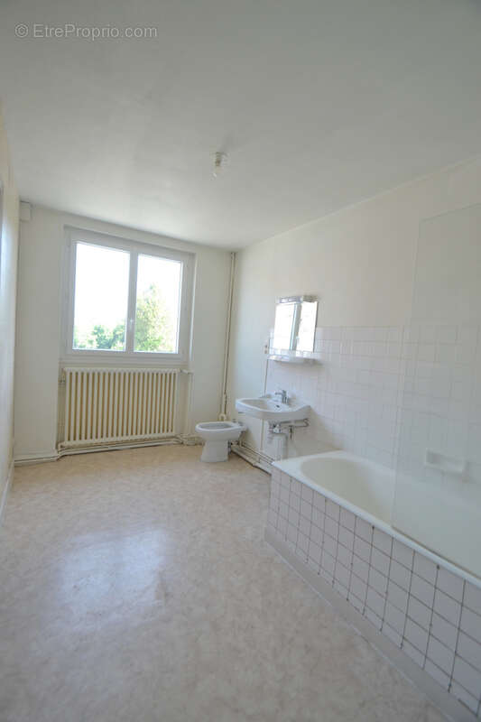 Maison à GANNAT