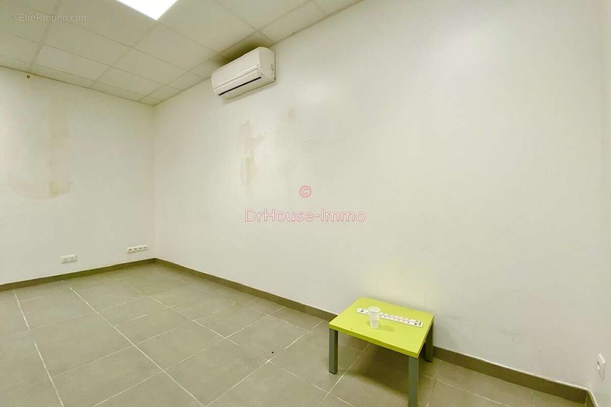 Commerce à CARCASSONNE