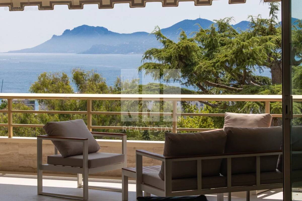 Appartement à CANNES