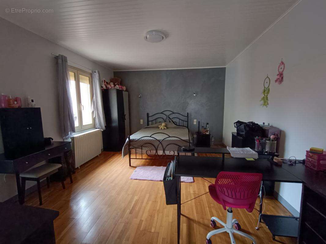 Maison à PORT-SAINTE-MARIE