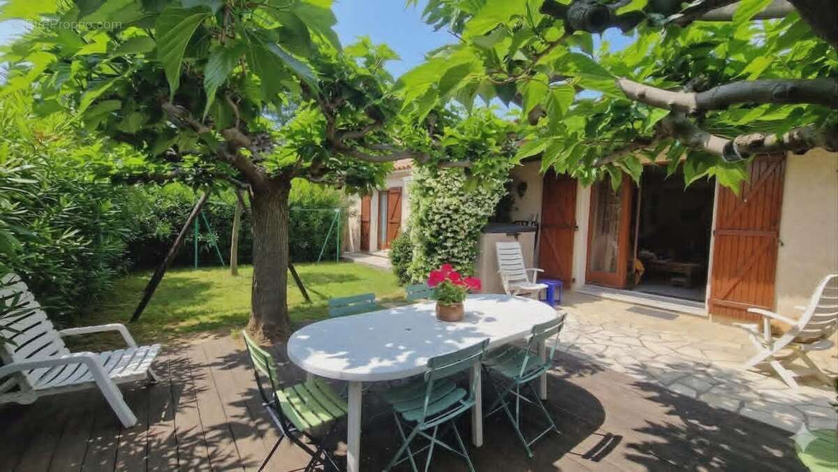 Maison à MEZE