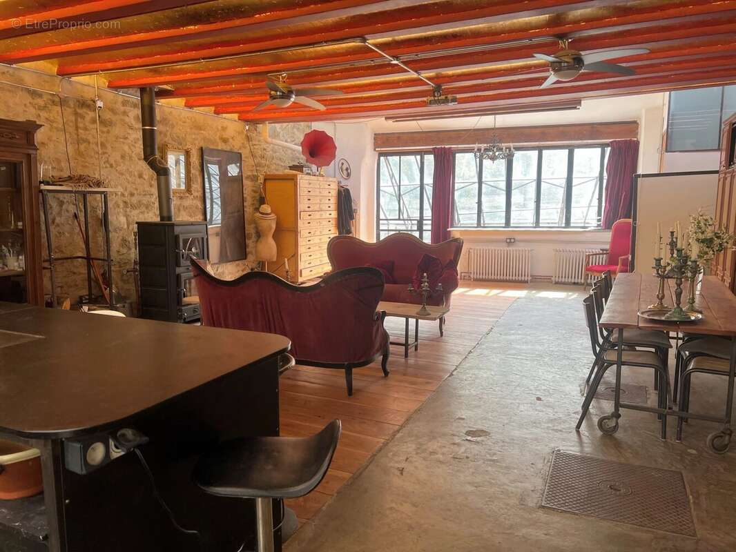 Près de Limoux, loft unique de style industriel dans un village pittoresque - photo 8