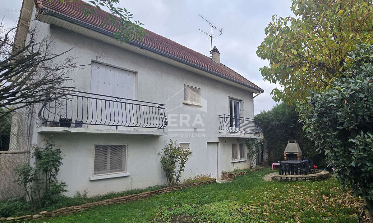 Maison à VILLIERS-SUR-MARNE