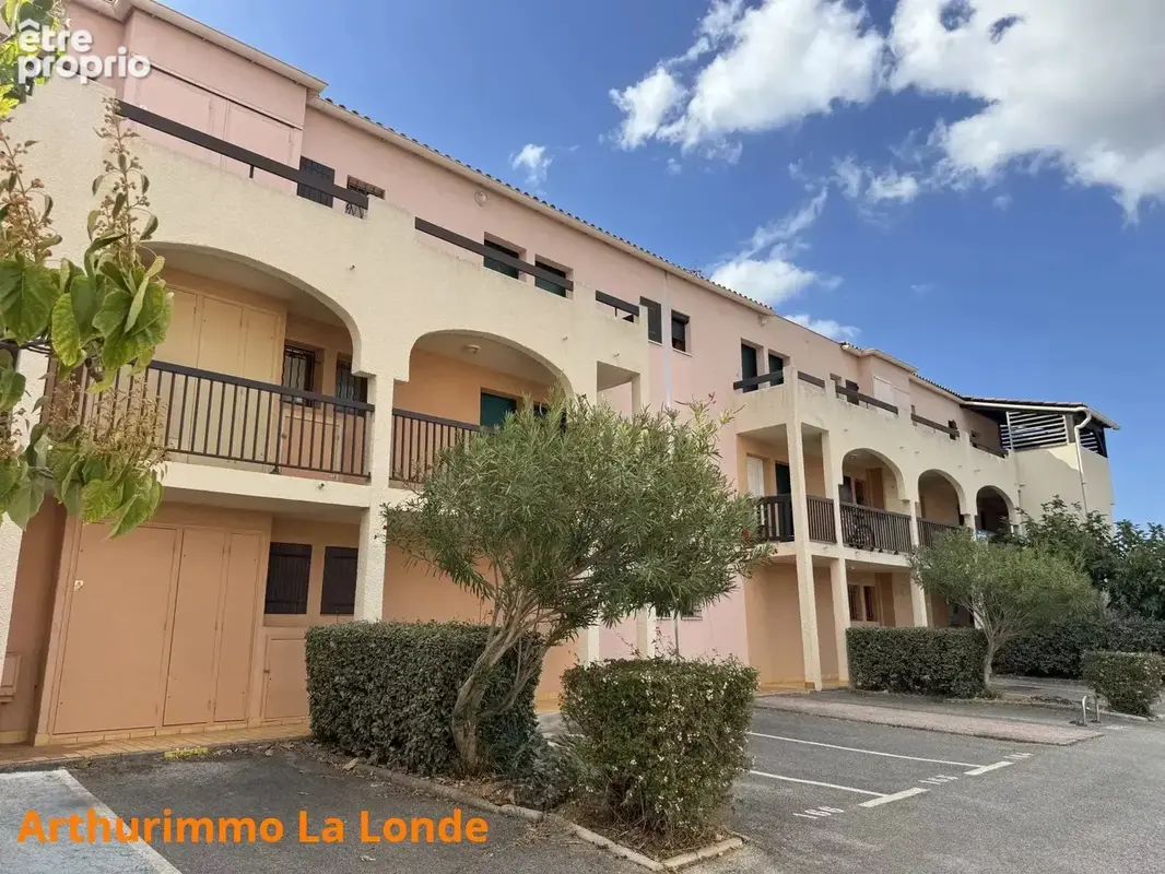 Studio 25 m² env. – dernier étage – vue dégagée – parking - photo 2