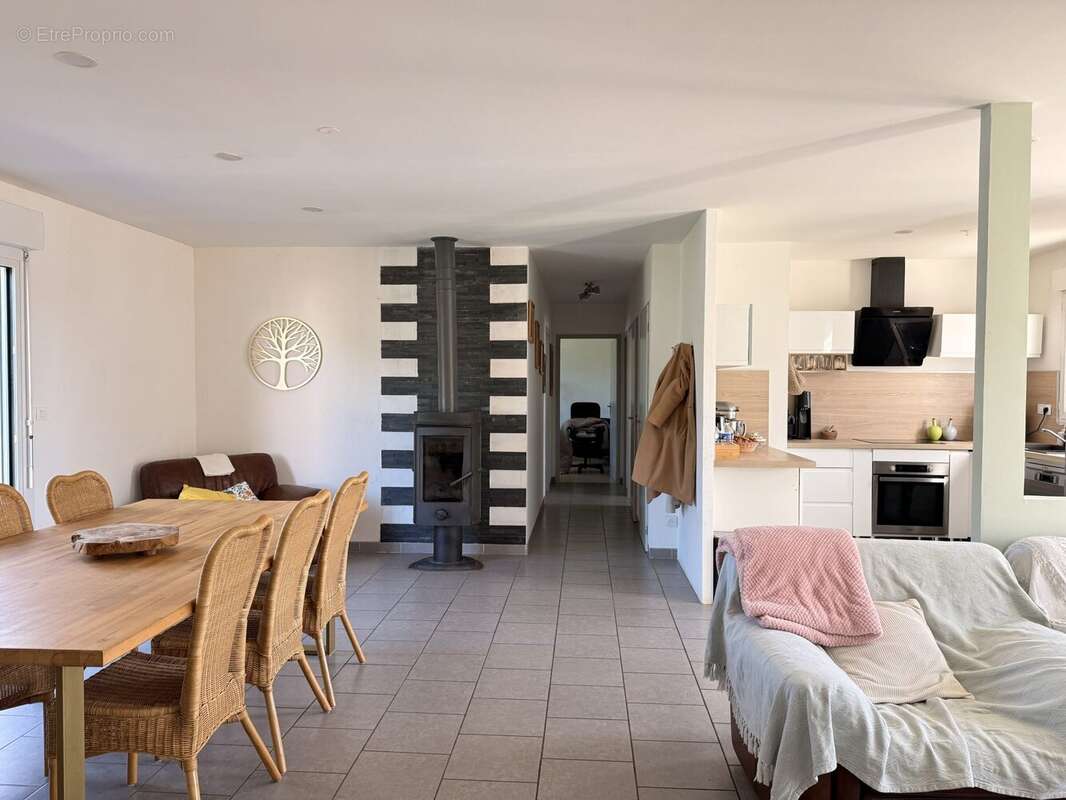 Maison à THAIMS