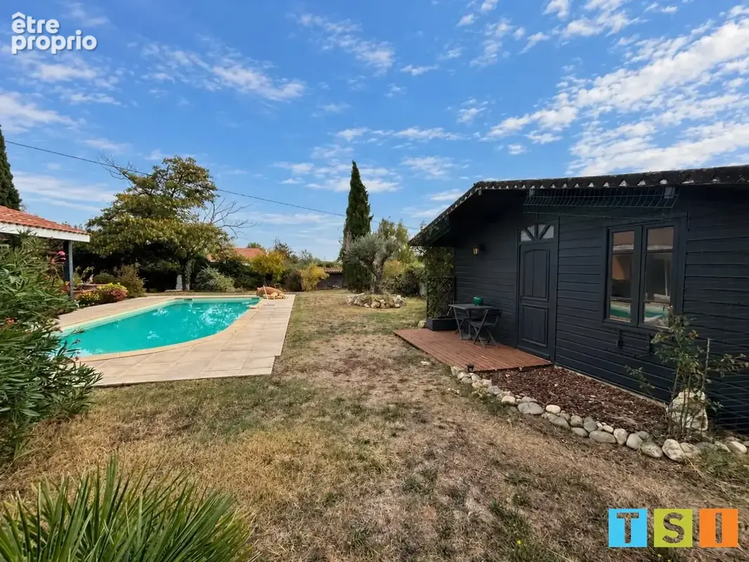 Maison familiale avec piscine et appartement indépendant à Noé - photo 3