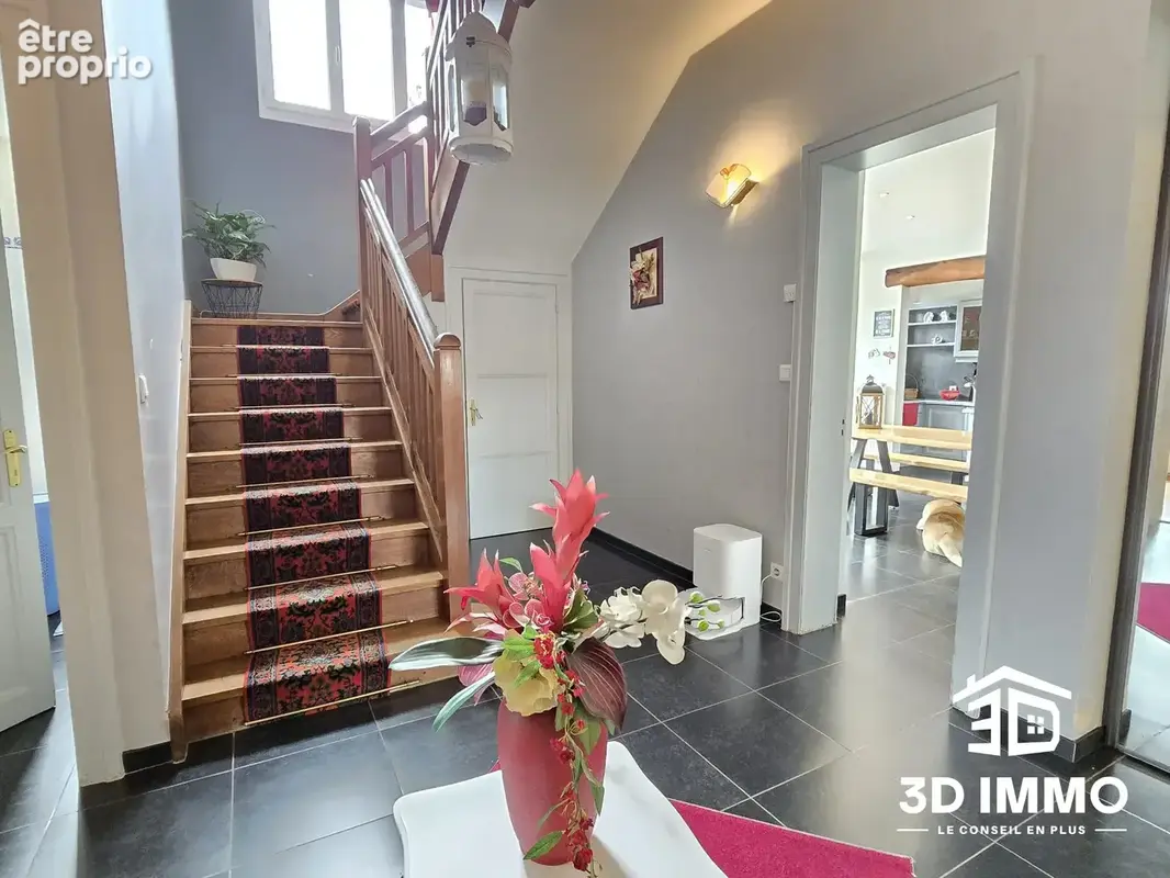 Maison 9 pièces 278 m² à vendre à Avesnelles (59440) - photo 8