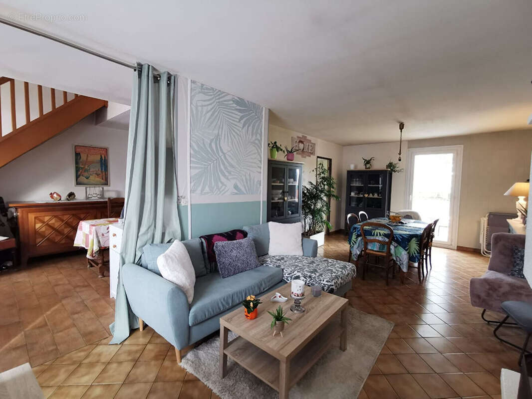 Maison à HANCHES