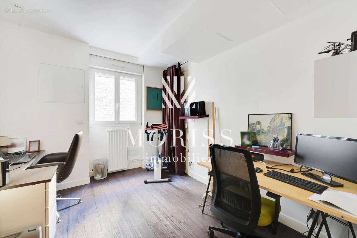 Appartement à PARIS-18E