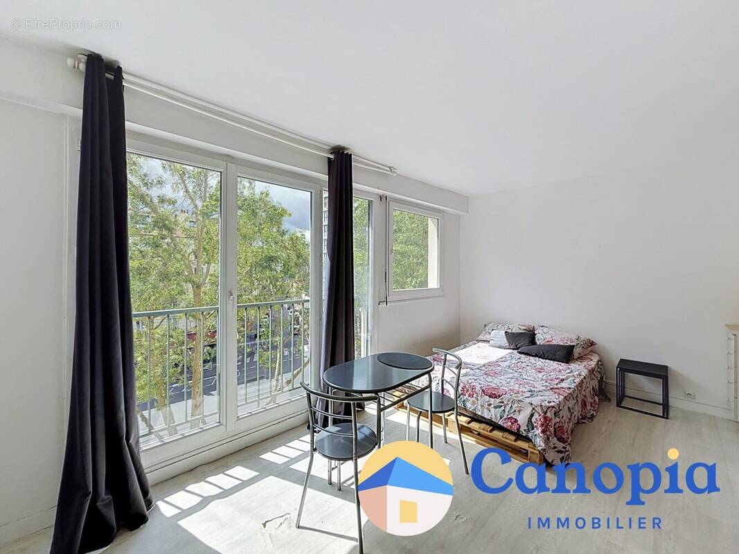Appartement à MONTROUGE