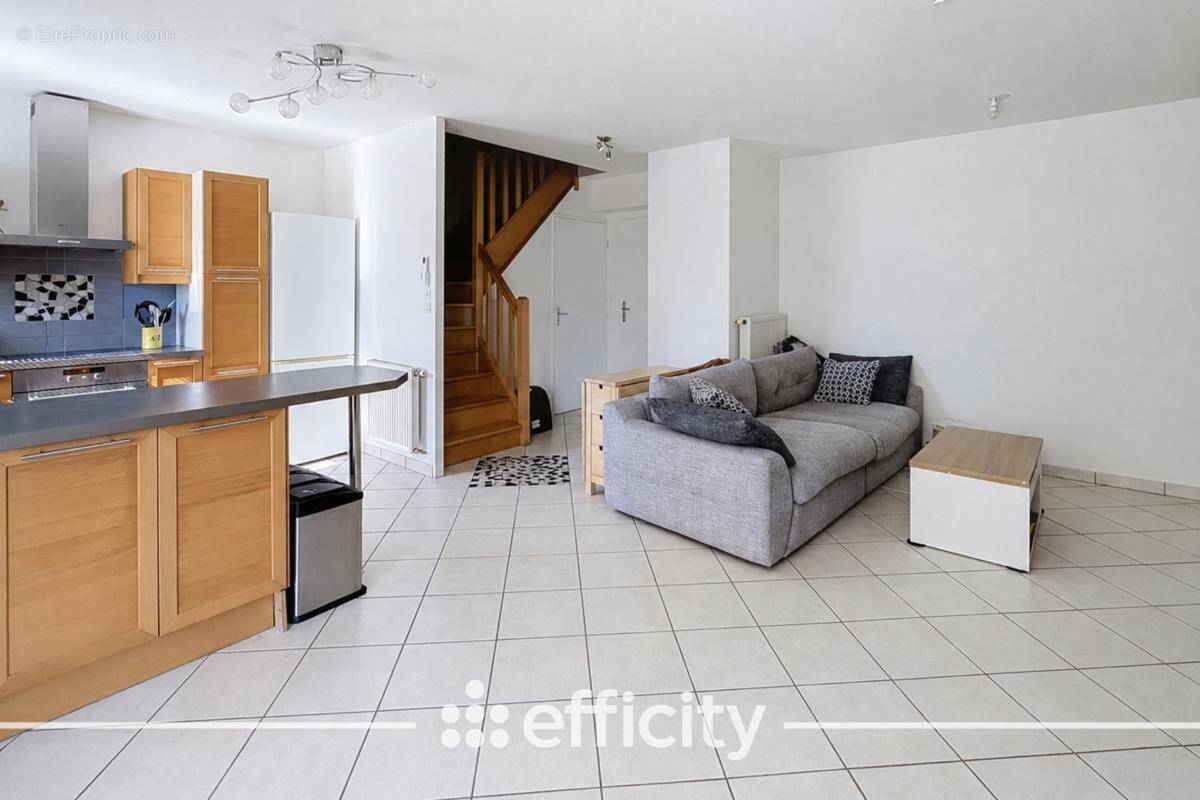 Appartement à SAINT-PRIEST