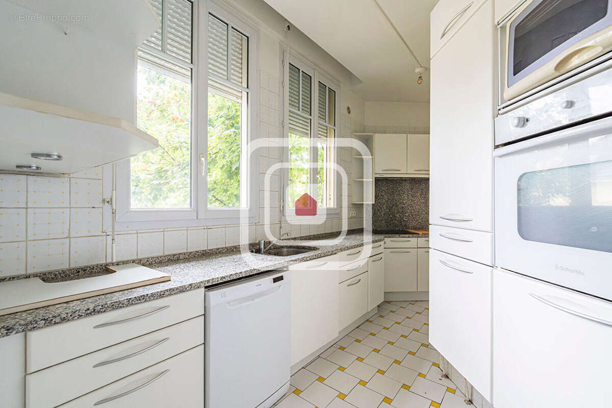 Appartement en duplex de 120m² avec 3 chambres et 2 salle de bain / douche - photo 10