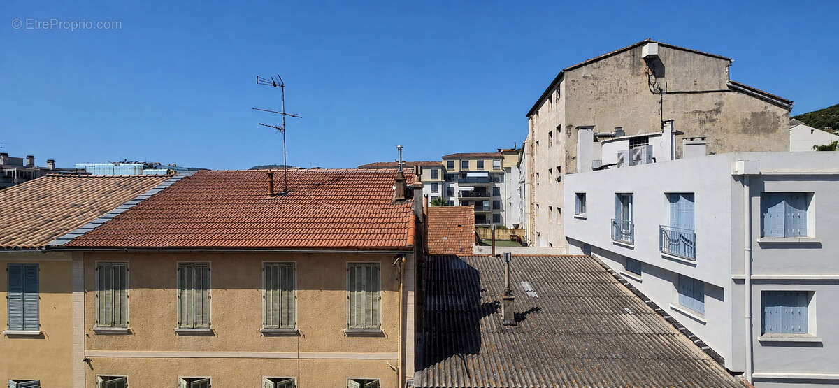 Hyères centre — 4ᵉ et dernier étage — combles à aménager — 114,95 m2 au sol - photo 7