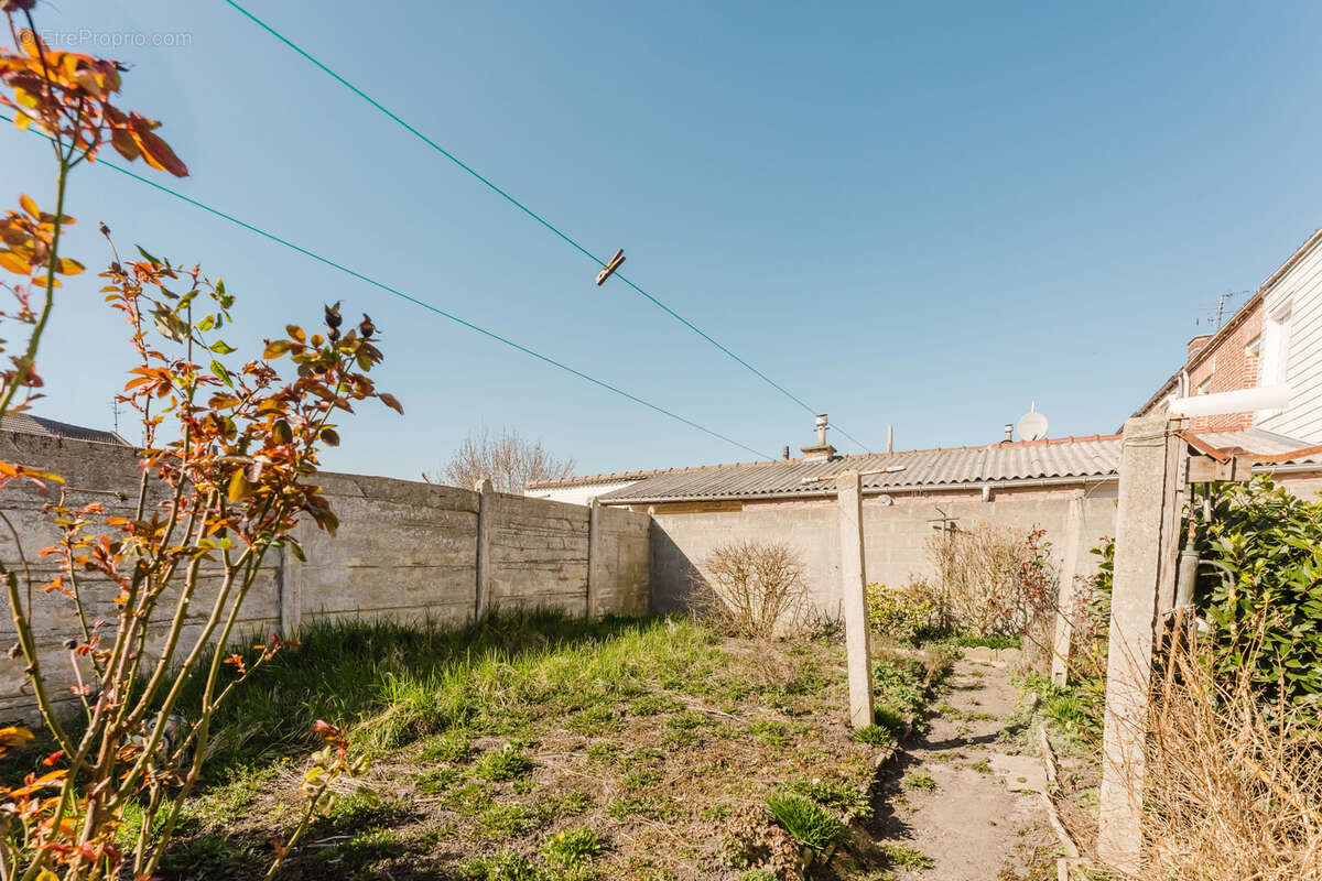 Maison à ANNOEULLIN