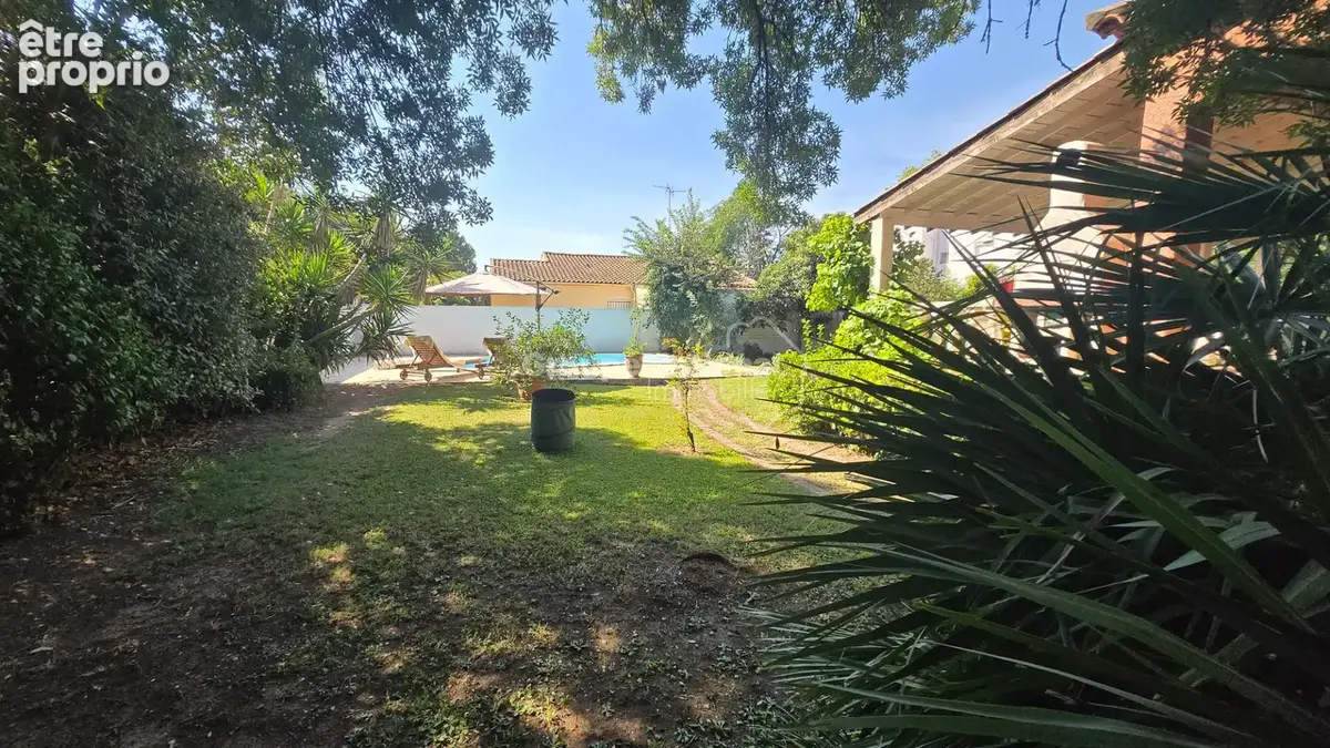 Maison Lunel 5 chambres, piscine, 140 m2 sur 756m2 - photo 3
