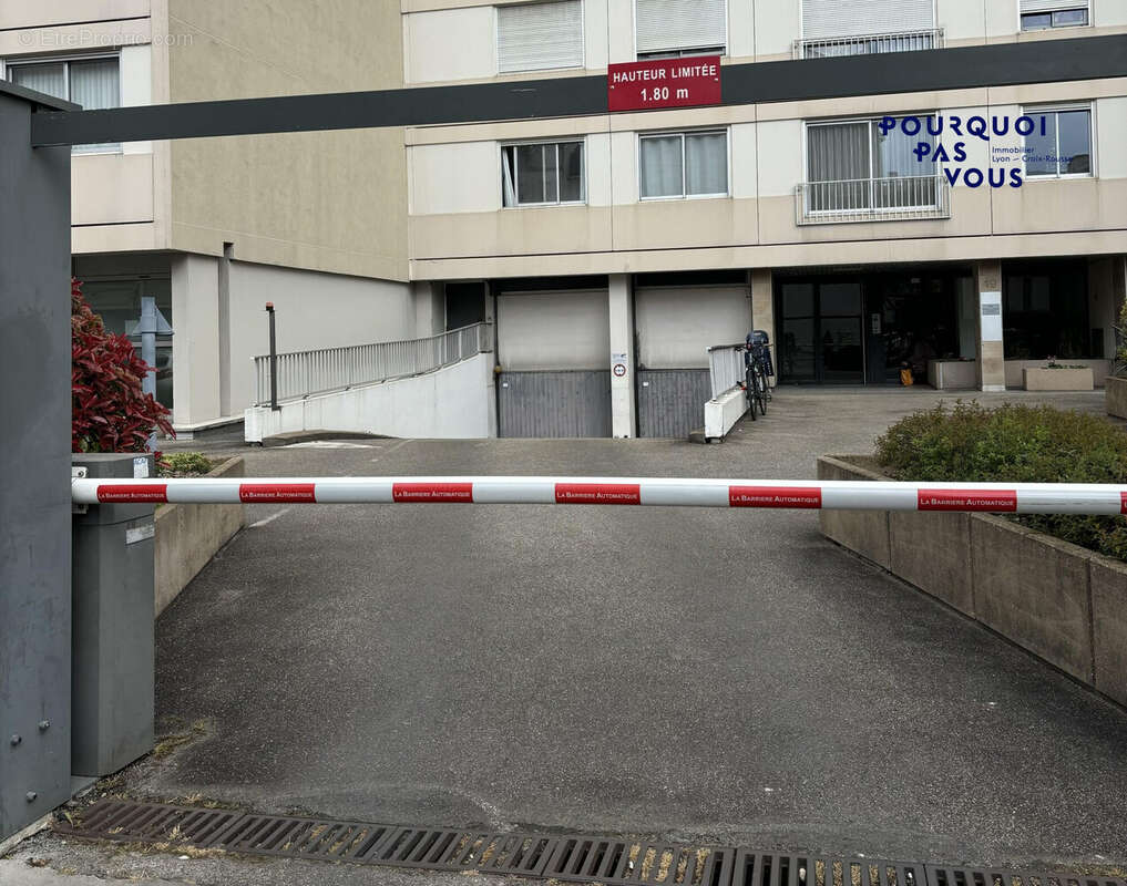 Parking à LYON-7E