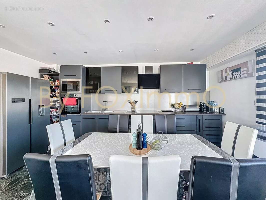 Appartement à VILLENEUVE-LOUBET