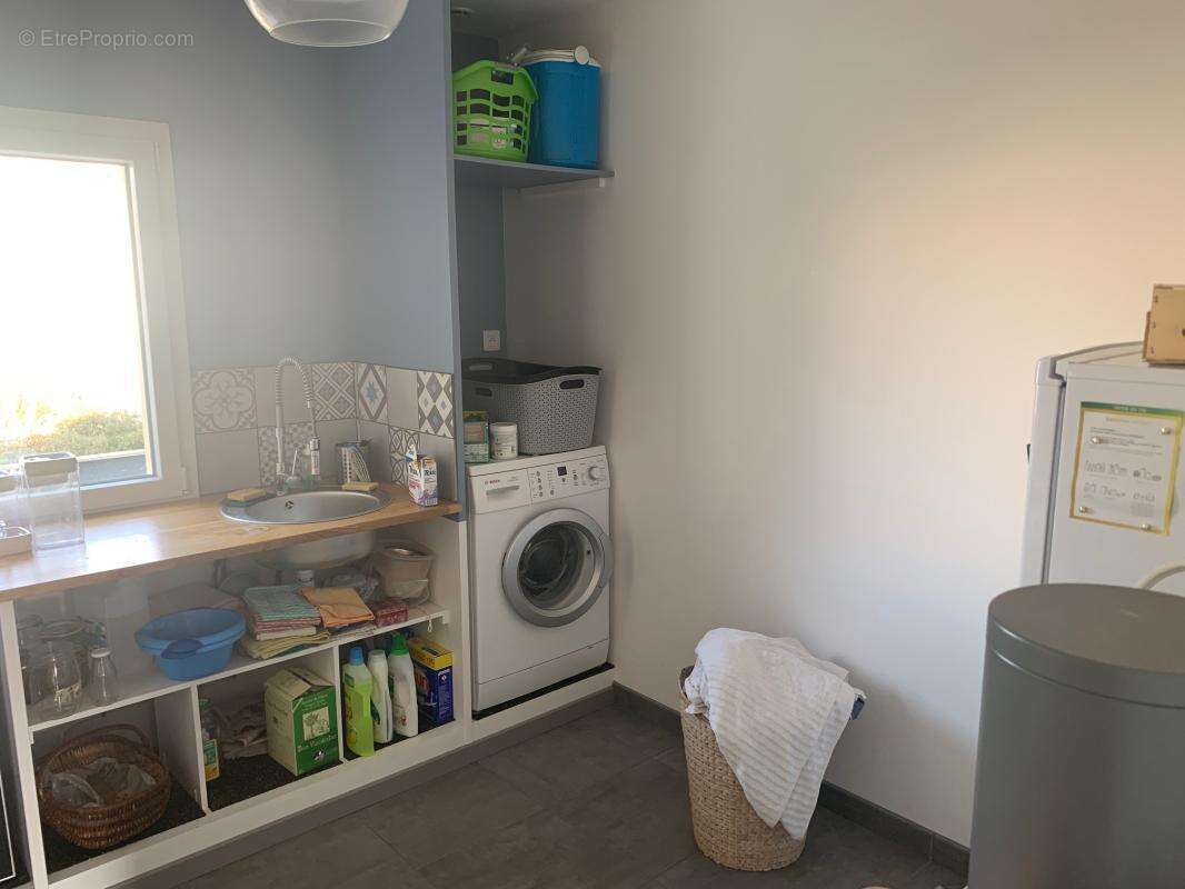 Maison à SAINT-MACAIRE-EN-MAUGES