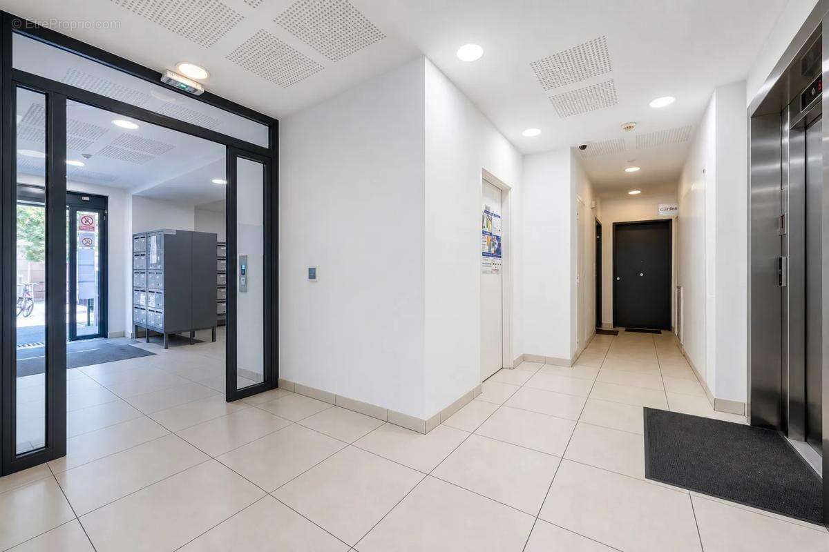 Appartement à ROSNY-SOUS-BOIS