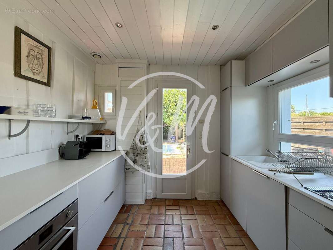 Maison 104 m² à Lanton  - photo 6