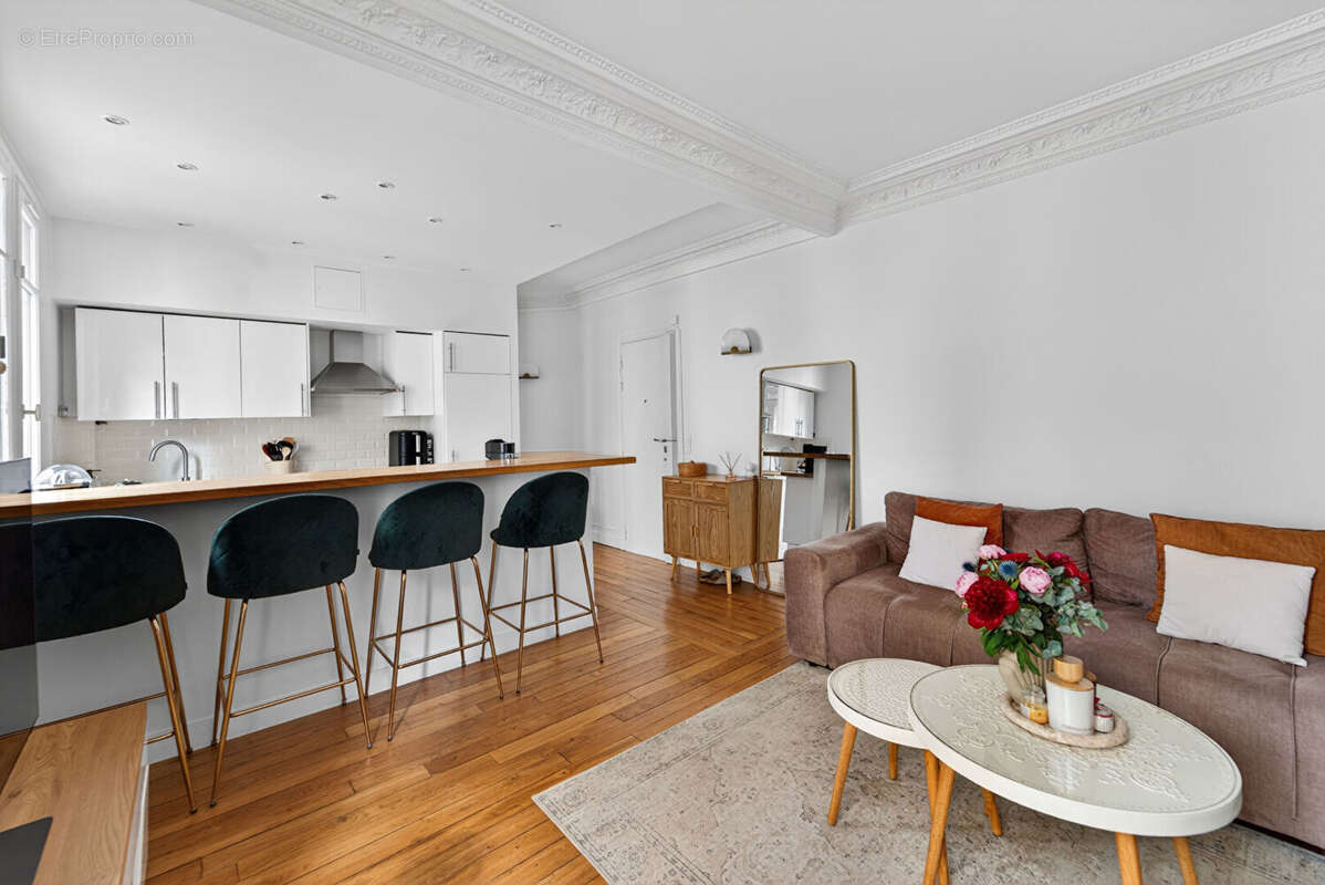 Appartement à PARIS-20E
