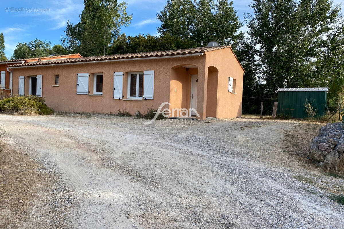 Maison à VILLECROZE