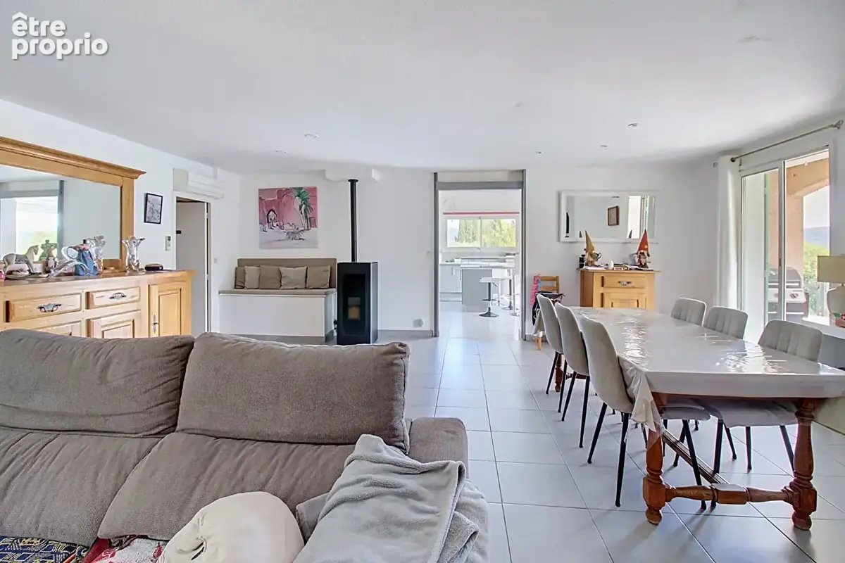 A VENDRE ! Maison à SALERNES de plain-pied avec dépendance piscine et 4 garages sur 2 945 m² de terrain - photo 5