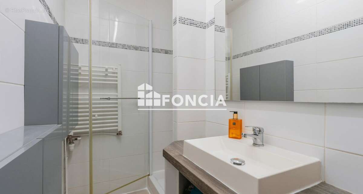 Appartement à MARSEILLE-9E