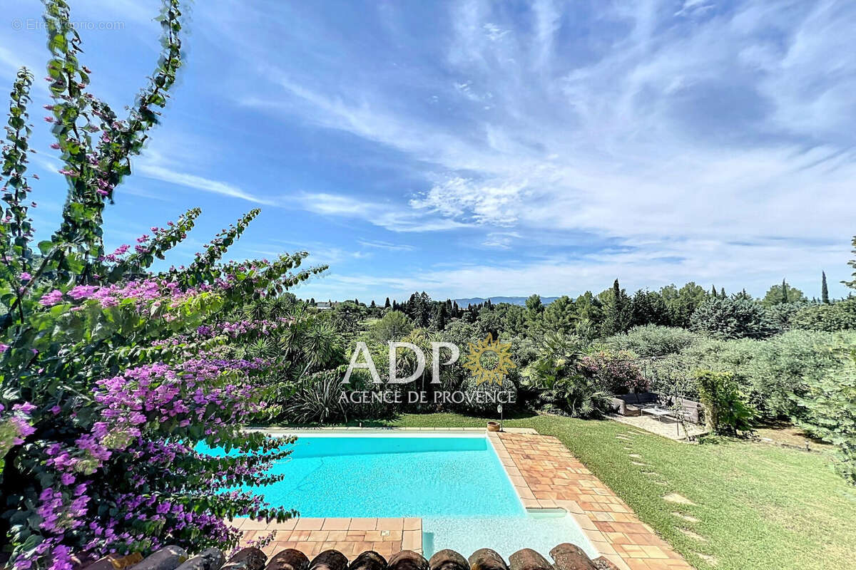 Maison 194 m² à Grasse  - photo 4