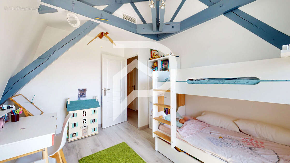 Appartement à MAREIL-MARLY