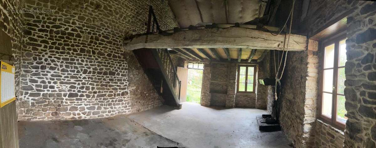 Photo 6 - Maison à NANTIAT
