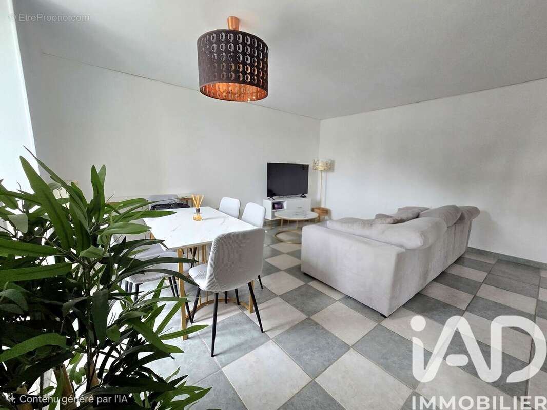 Photo 4 - Appartement à SALIGNY