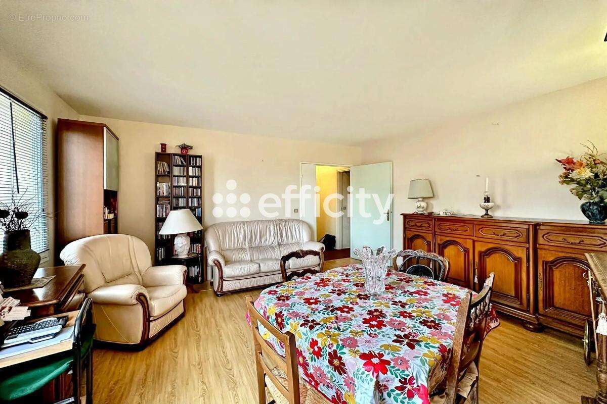 Appartement à LONGJUMEAU