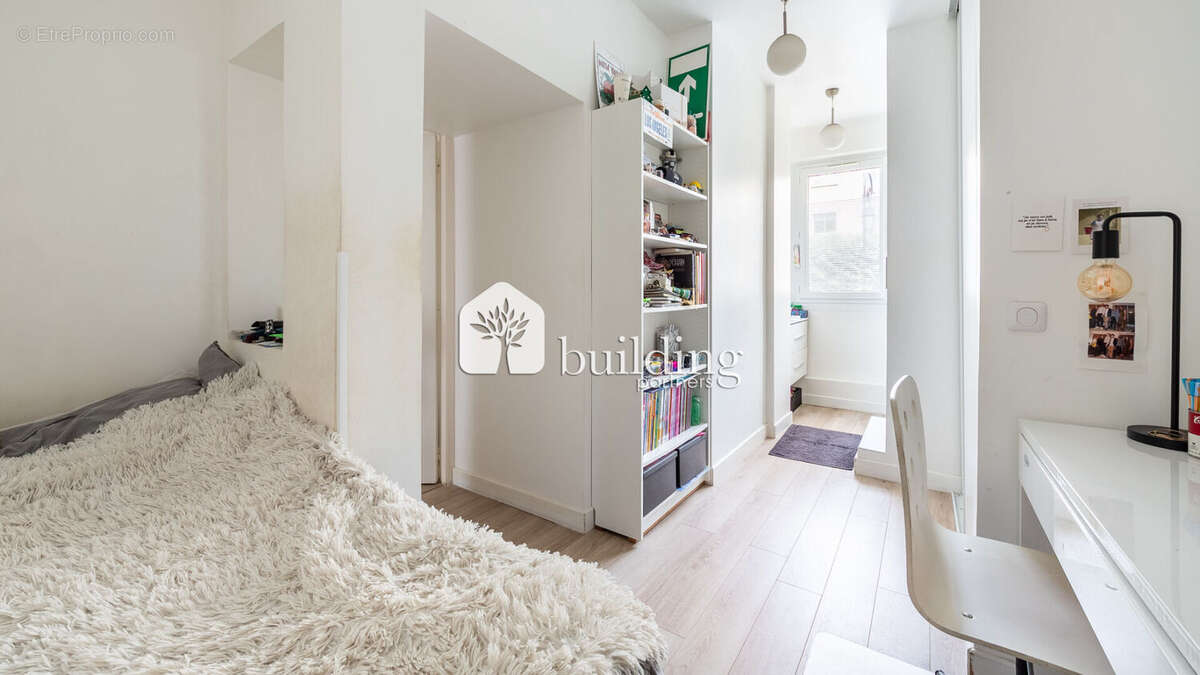 Appartement à NEUILLY-SUR-SEINE