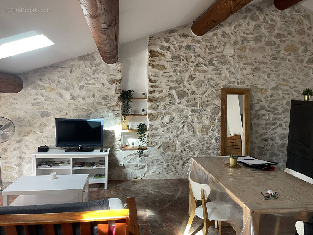 Appartement à VAISON-LA-ROMAINE