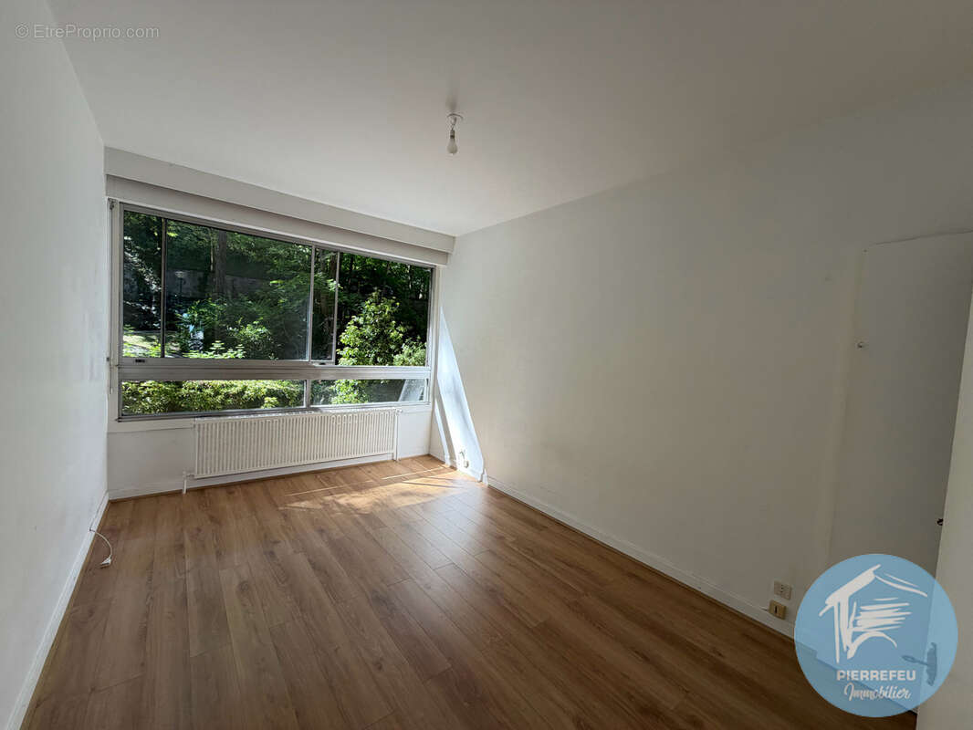 Appartement à SAINTE-FOY-LES-LYON