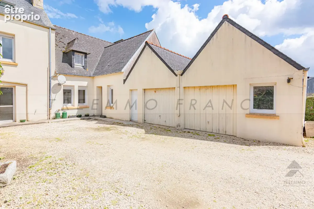 A vendre - lanhouarneau - ensemble immobiler de 368 m2 - maison et hotel - 312000€ - photo 4