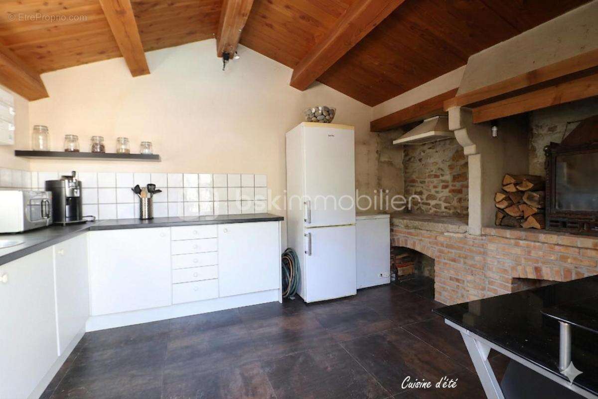 Maison à POUJOLS